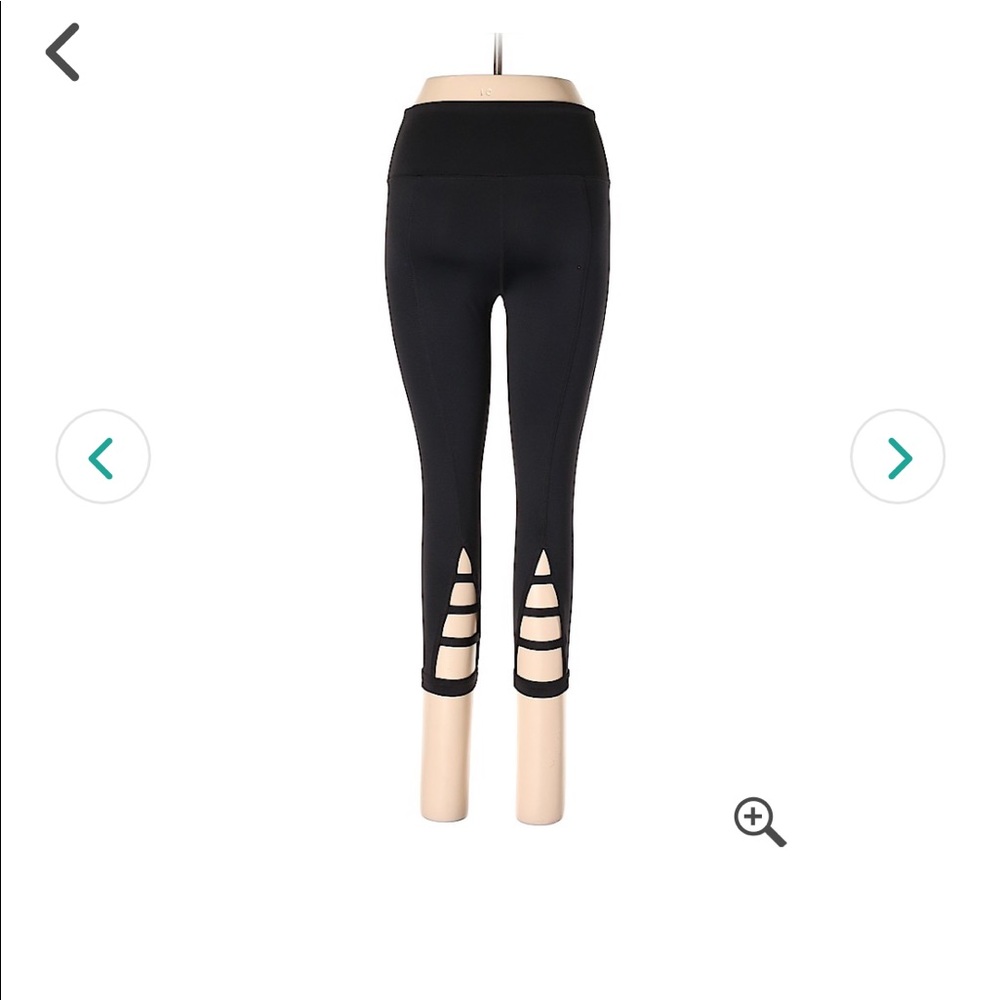 Black yoga pants. Capri length of 29 inches.